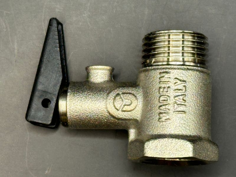 91GS09AD06 Запобіжний клапан ICMA для водонагрівача 1/2" (91GS09AD06) 91GS09AD06 фото